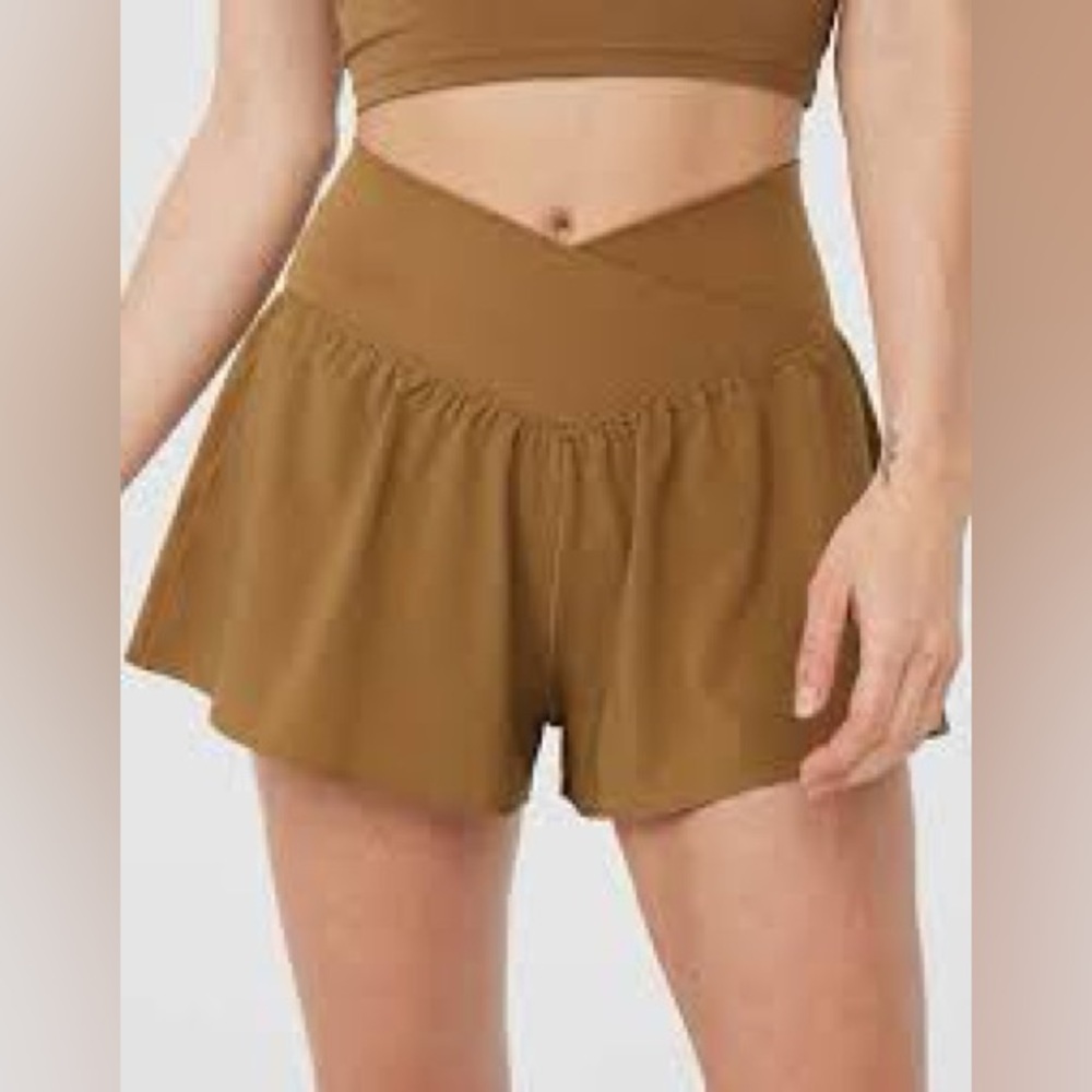 OFFLINE By Aerie Real Me Crossover Flowy Short
